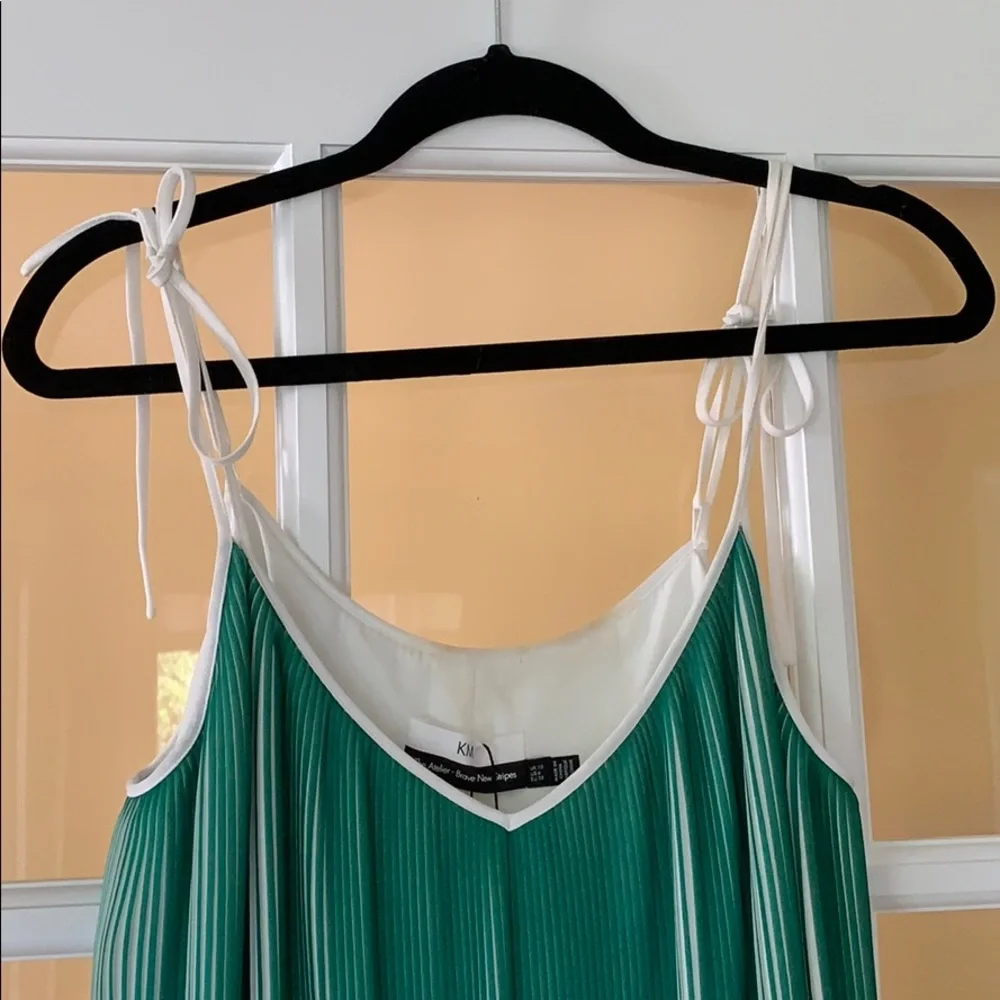 Karen Millen Two Tone Pleated Maxi Dress s 6 - Picture 3 of 14